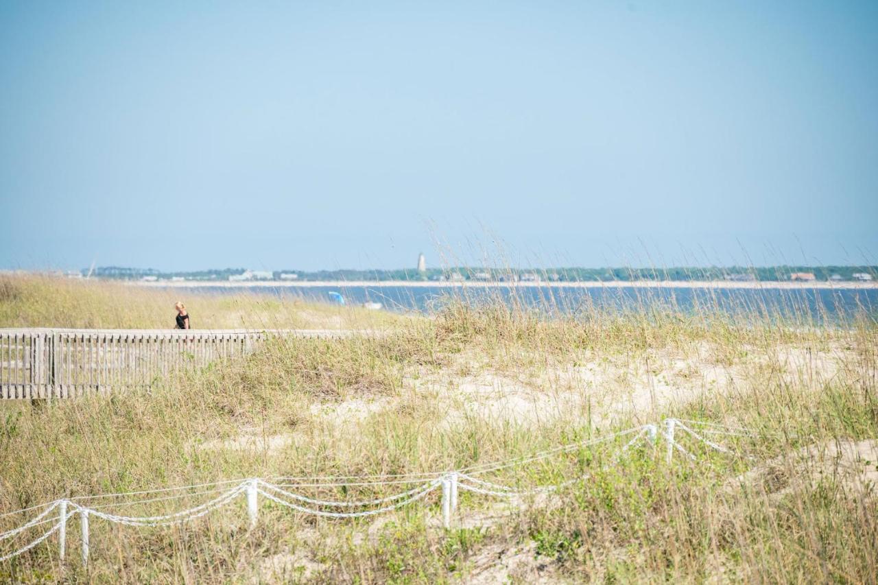 Katie Lou'S Place By Oak Island Accommodations Caswell Beach Экстерьер фото
