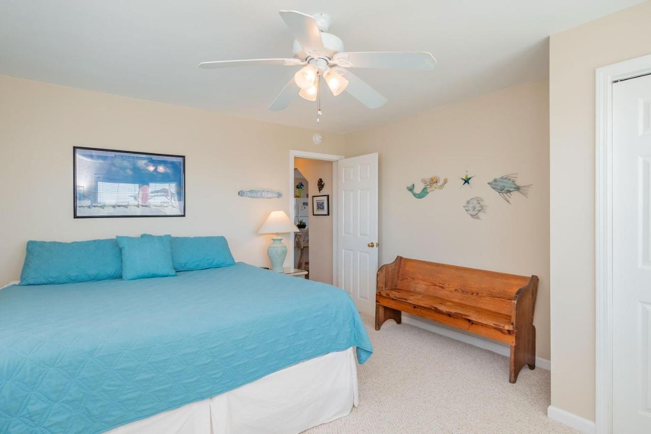 Katie Lou'S Place By Oak Island Accommodations Caswell Beach Экстерьер фото