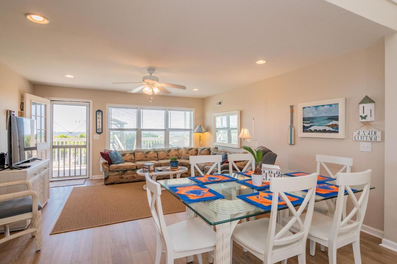Katie Lou'S Place By Oak Island Accommodations Caswell Beach Экстерьер фото