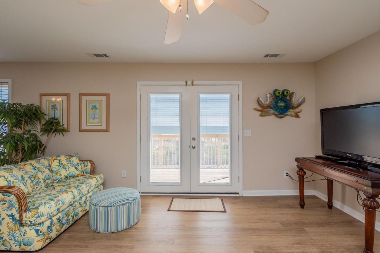 Katie Lou'S Place By Oak Island Accommodations Caswell Beach Экстерьер фото