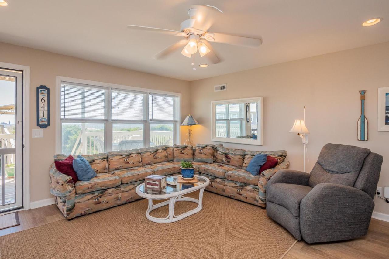 Katie Lou'S Place By Oak Island Accommodations Caswell Beach Экстерьер фото