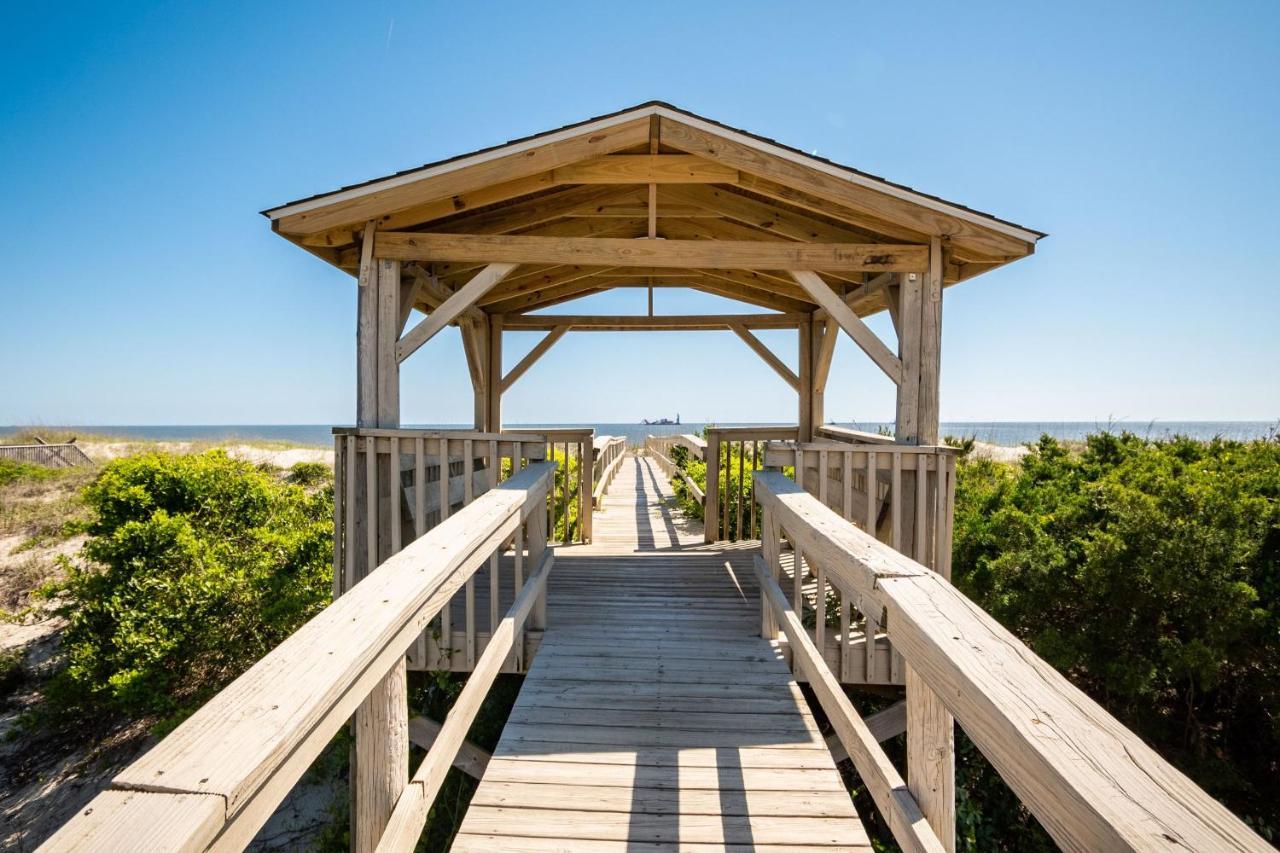 Katie Lou'S Place By Oak Island Accommodations Caswell Beach Экстерьер фото