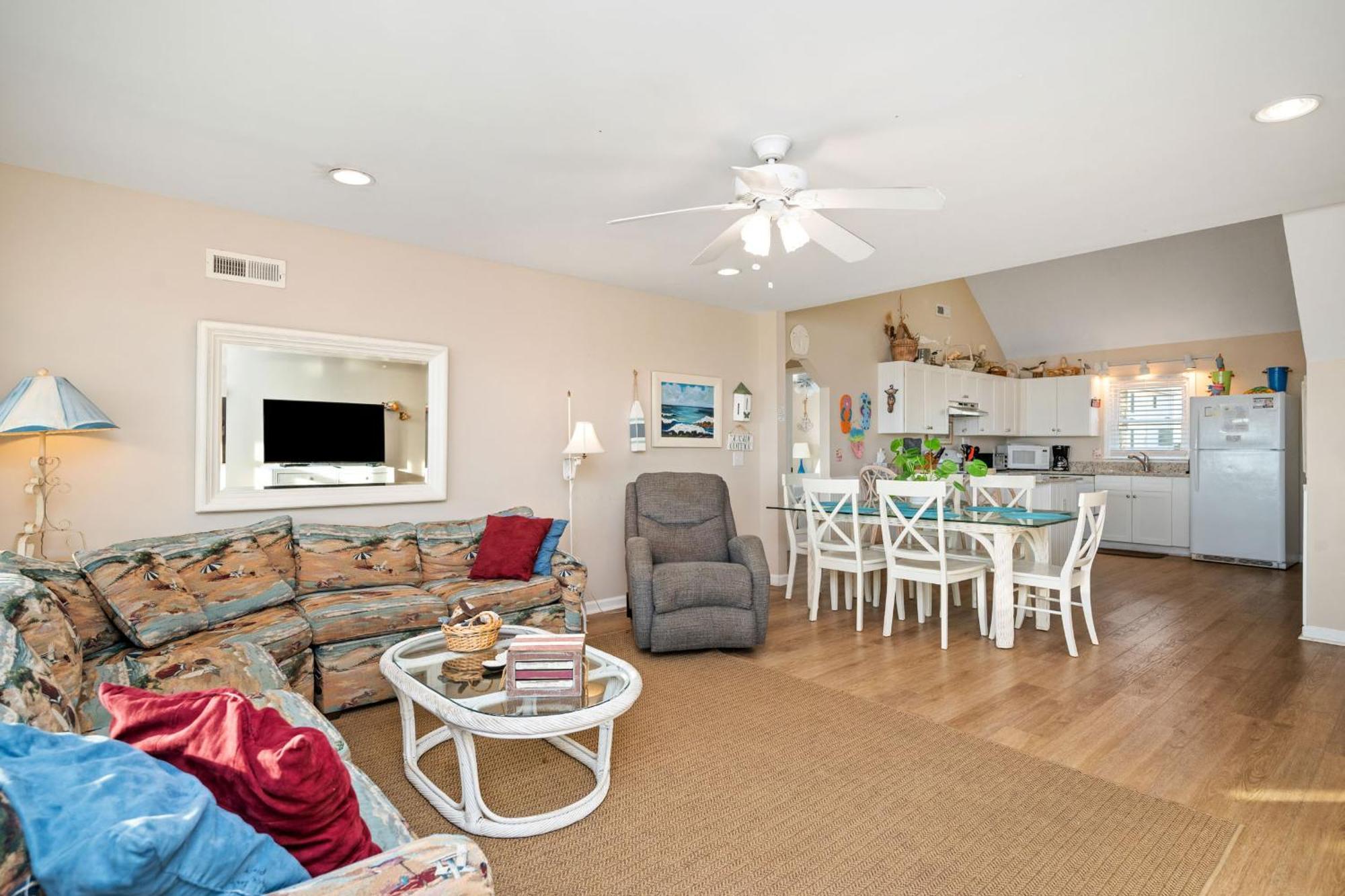 Katie Lou'S Place By Oak Island Accommodations Caswell Beach Экстерьер фото